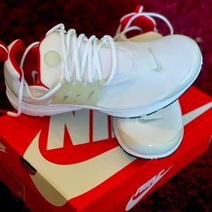 Nike Air Presto… Mens shoes ( New without the box)